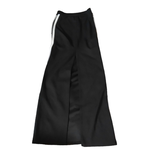 Fashion Nova| M - Picture 2 of 7